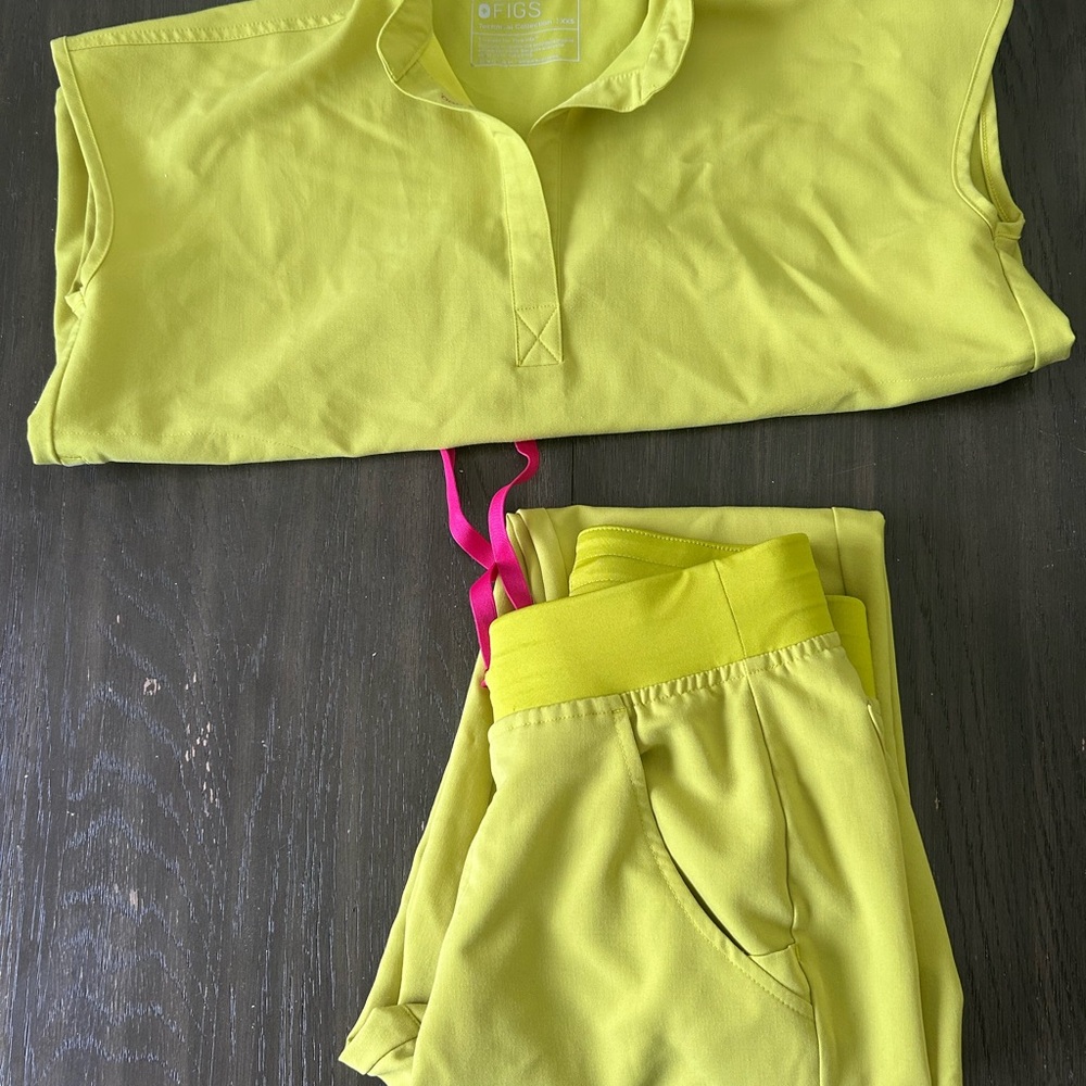Figs Lime Green Scrub Set